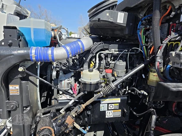 2020 Peterbilt 579 in MS — photo 16