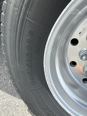 2014 Freightliner Cascadia - image 20