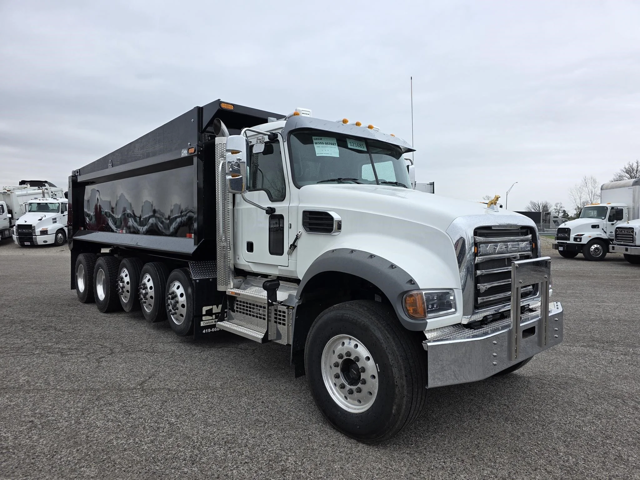 2027 Mack Granite in Findlay, OH — photo 6