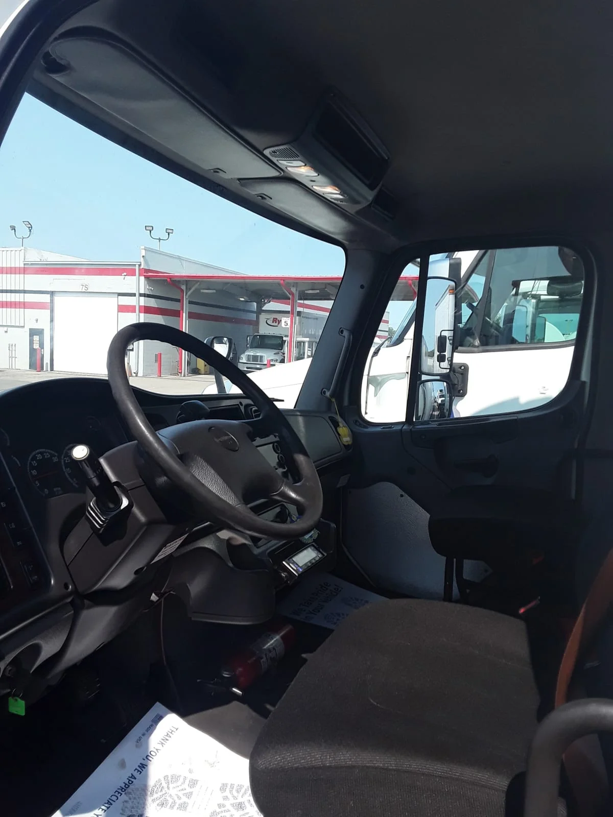 2018 Freightliner M2 106 in Taylor, MI — photo 8