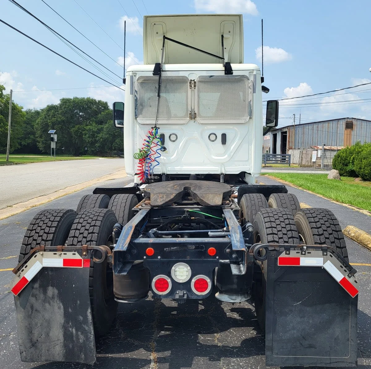 2020 Freightliner Cascadia in Jacksonville, FL — photo 4