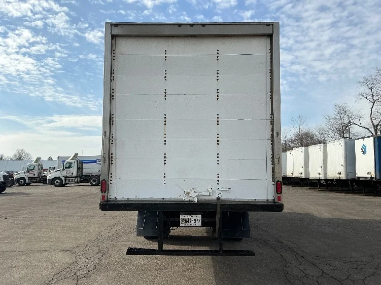 2020 Freightliner M2 106 - image 7