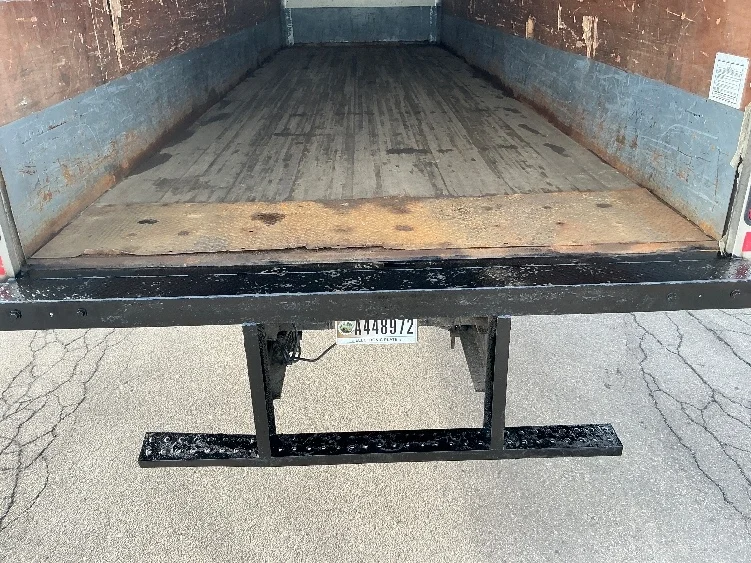 2020 Freightliner M2 106 - image 9