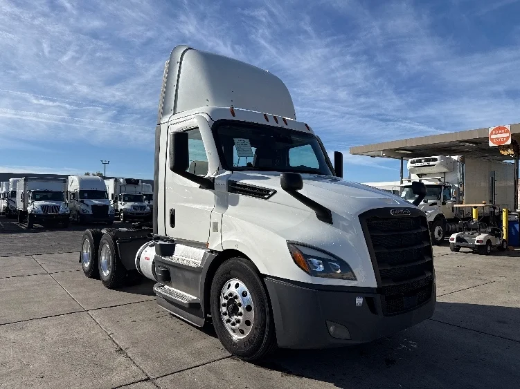 2022 Freightliner Cascadia in Phoenix, AZ