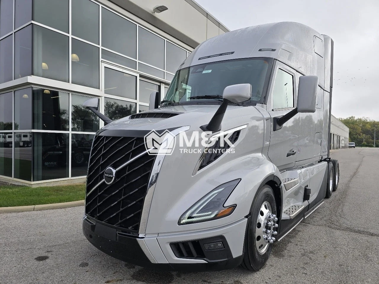 2026 Volvo VNL 860 in Toledo, OH