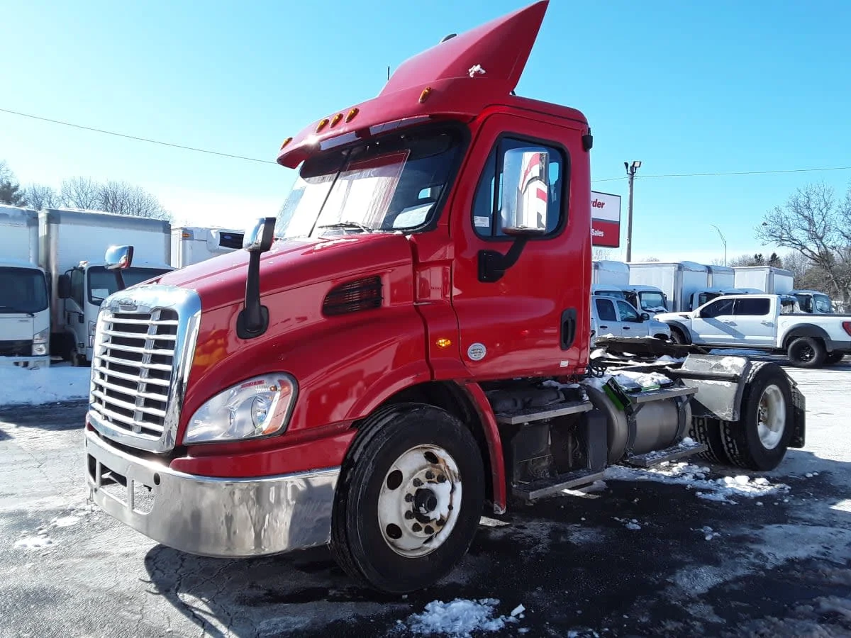2019 Freightliner Cascadia in Salisbury, MA
