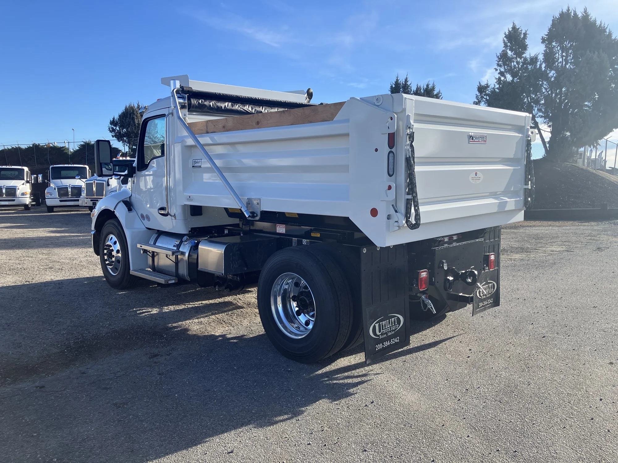 2025 Kenworth T380 - image 3