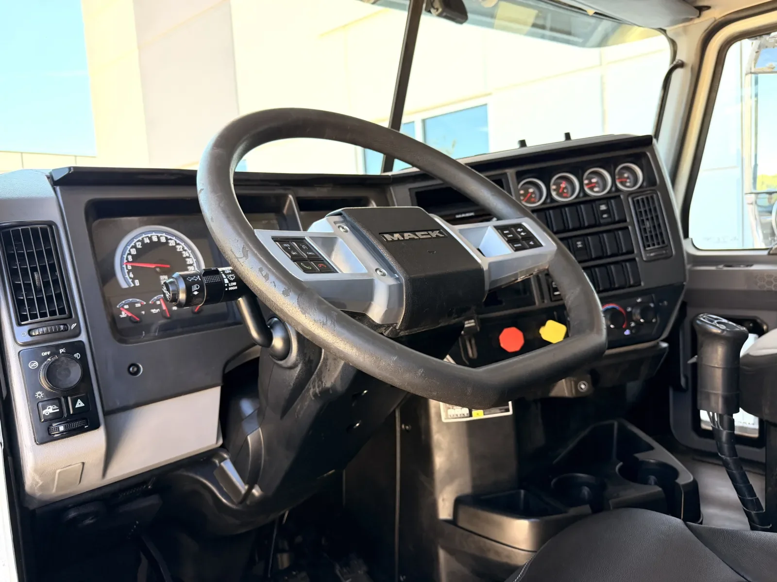 2020 Mack Granite in Greer, SC — photo 16