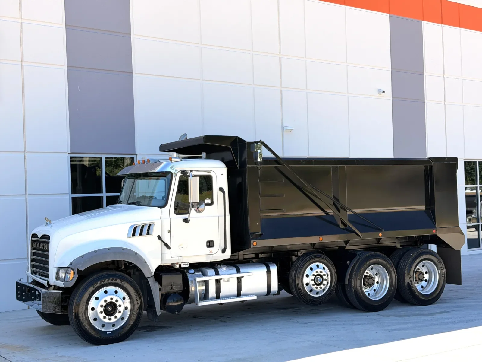 2020 Mack Granite in Greer, SC — photo 3