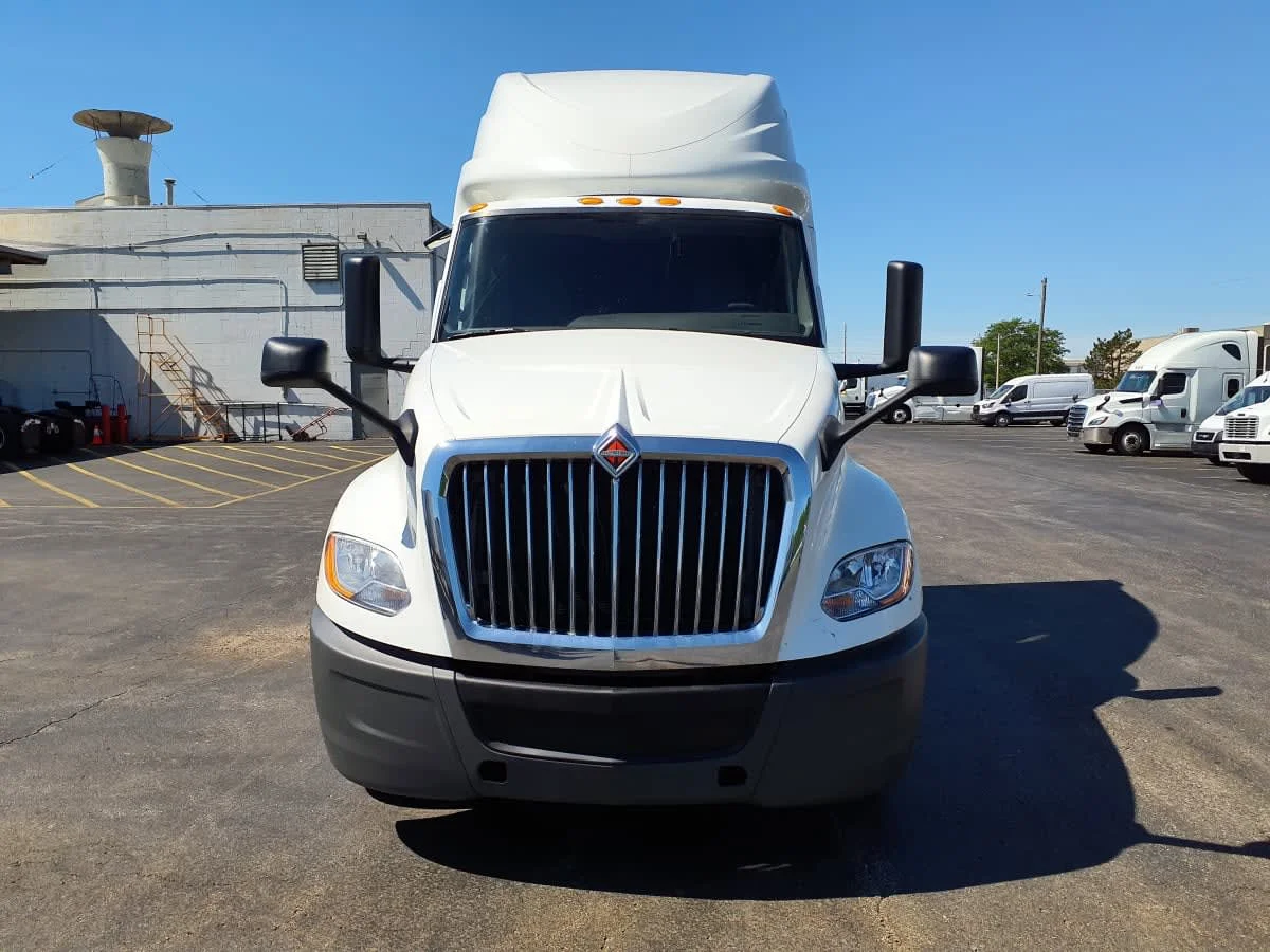2020 International LT in O'fallon, MO — photo 2