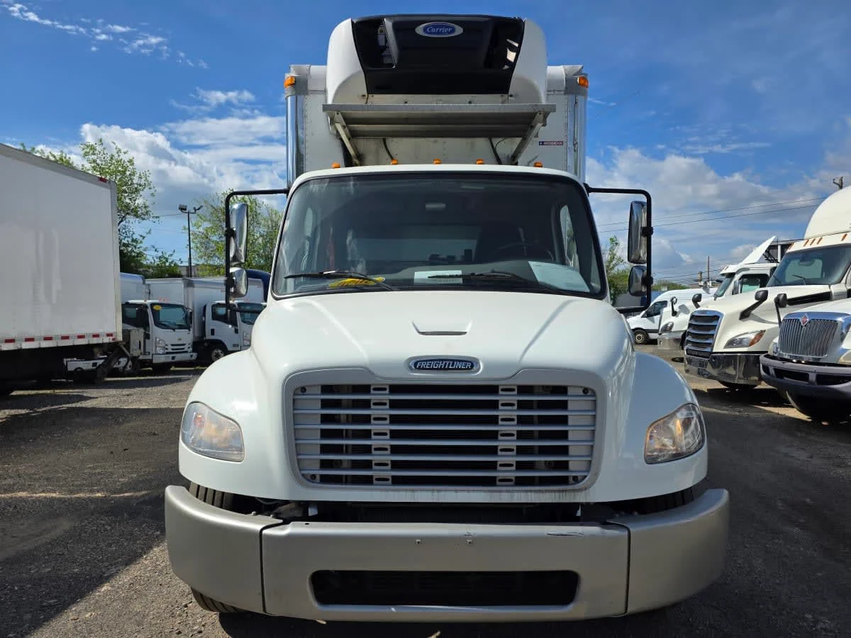 2020 Freightliner M2 106 - image 2