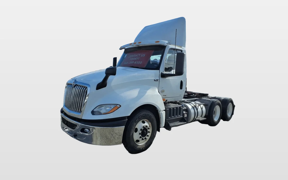 2018 International - image 1