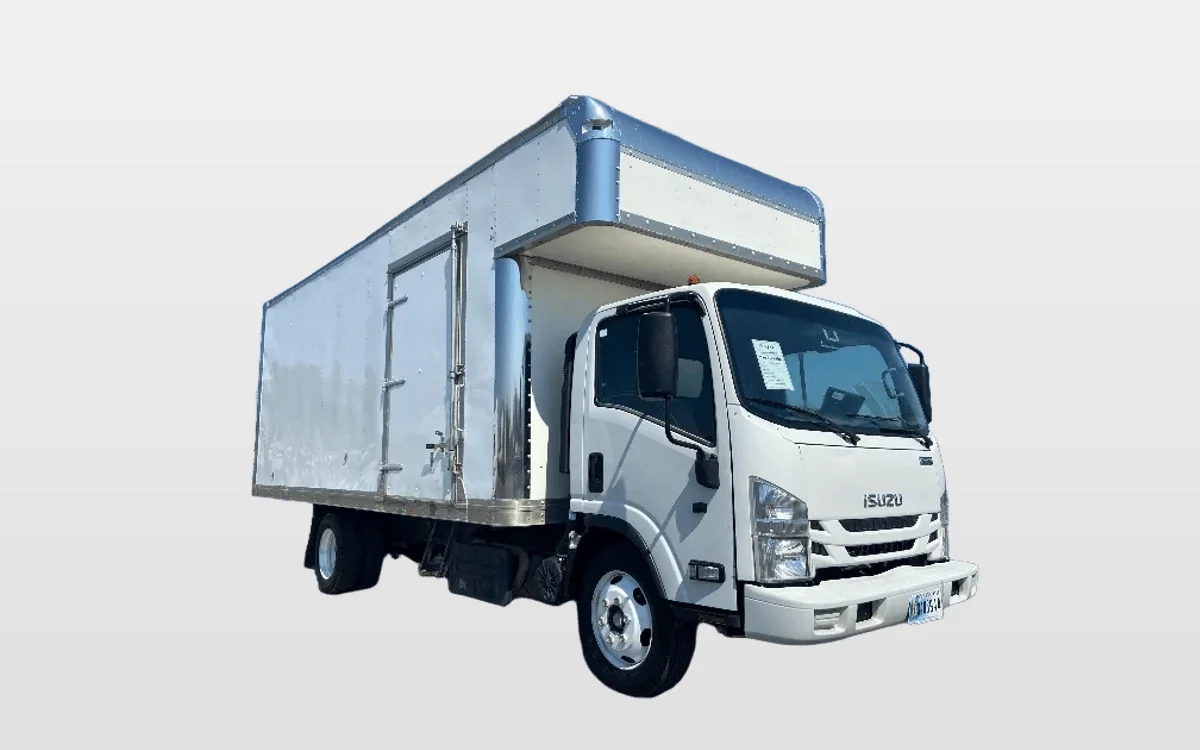 2020 Isuzu NRR - image 1