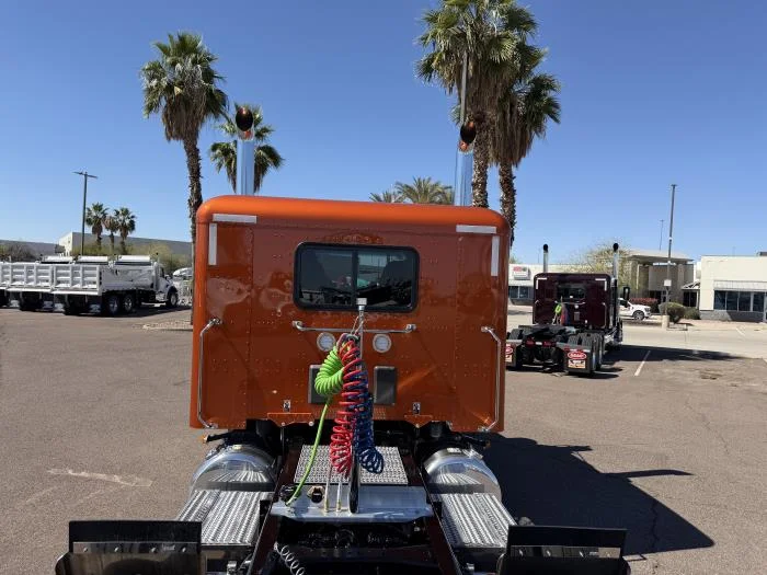 2027 Peterbilt 589 in Phoenix, AZ — photo 8