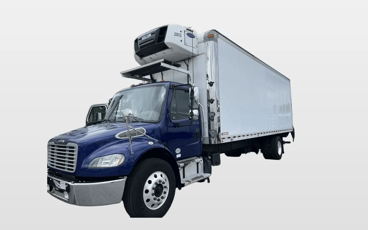 2018 Freightliner M2 106 - image 1