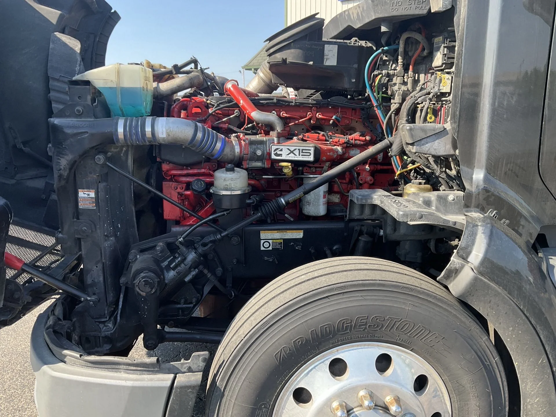 2019 Peterbilt 579 - image 10