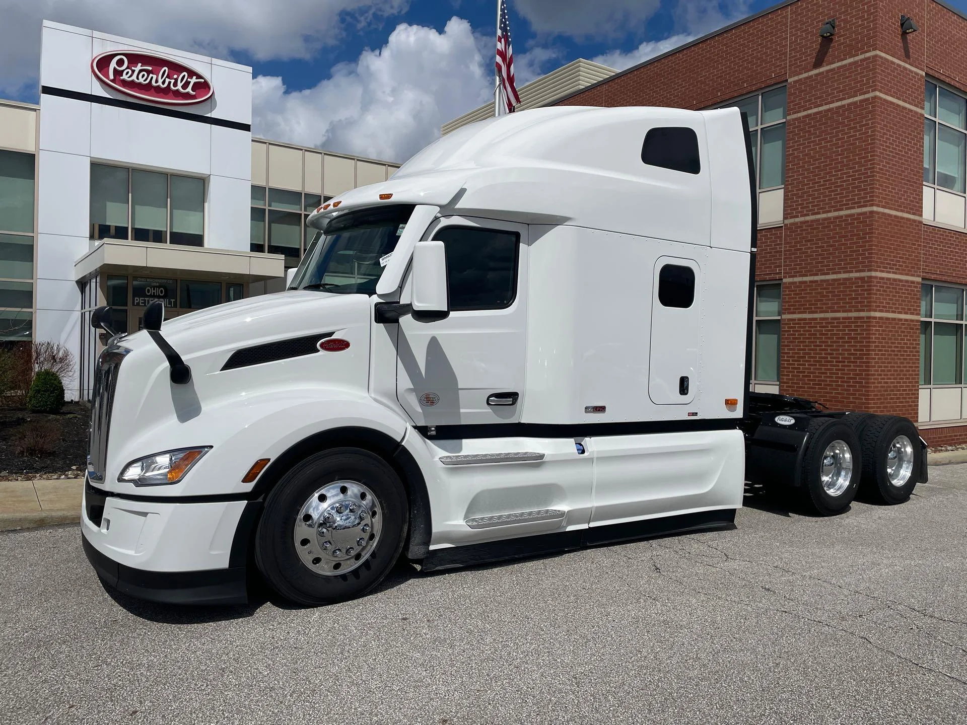 2027 Peterbilt 579 in Perrysburg, OH
