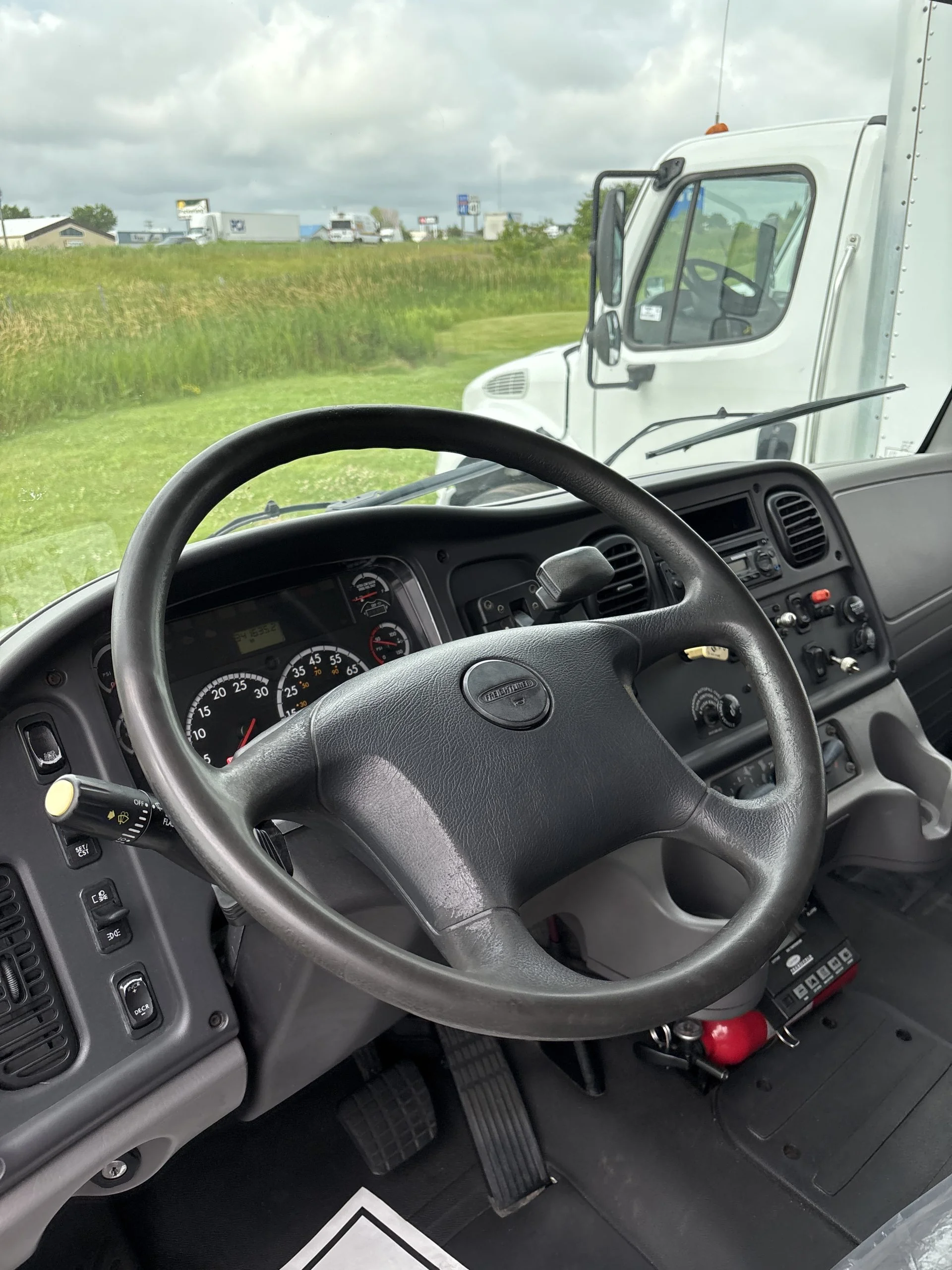 2014 Freightliner eM2 in Appleton, WI — photo 4