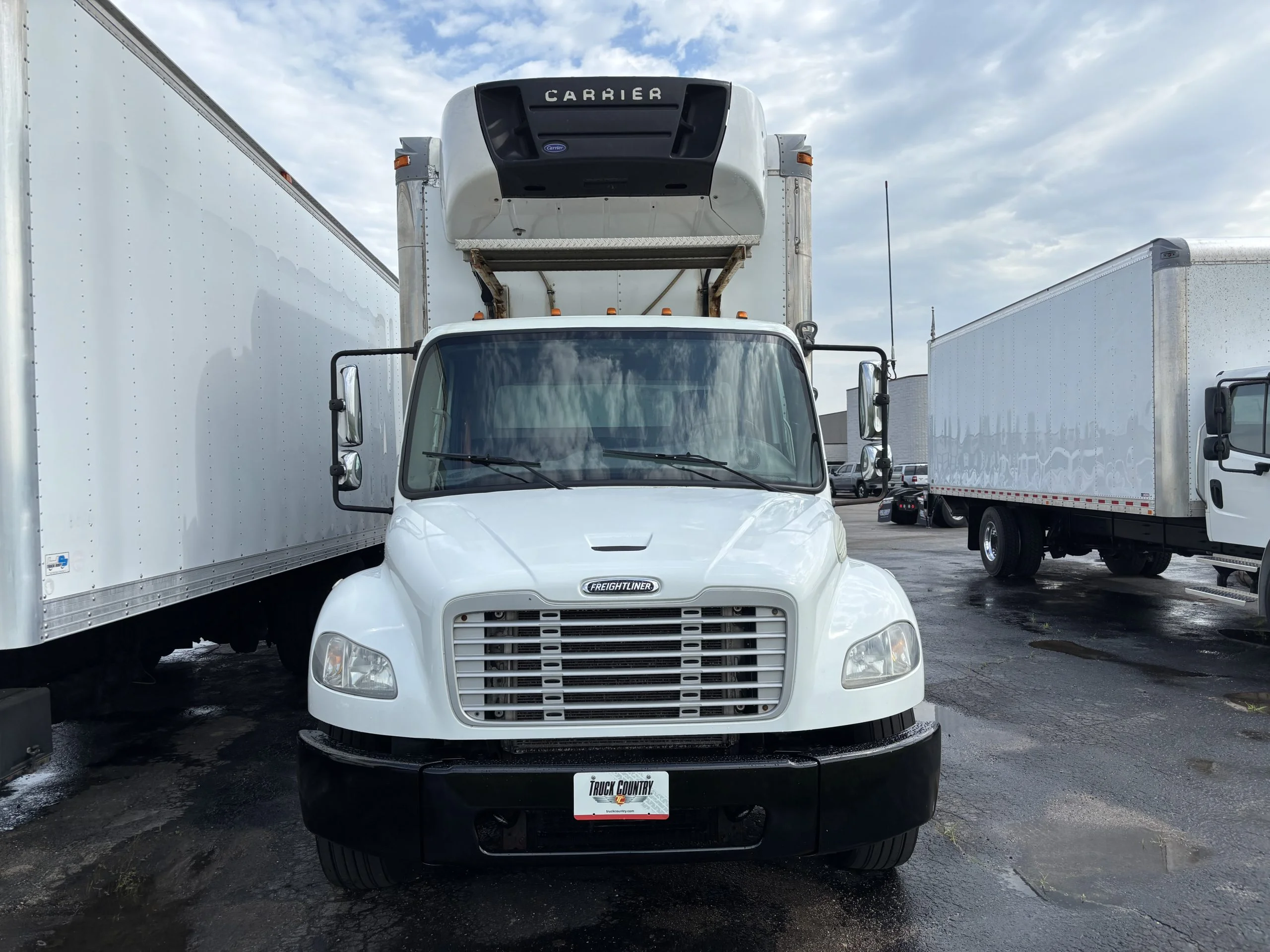2014 Freightliner eM2 in Appleton, WI — photo 2