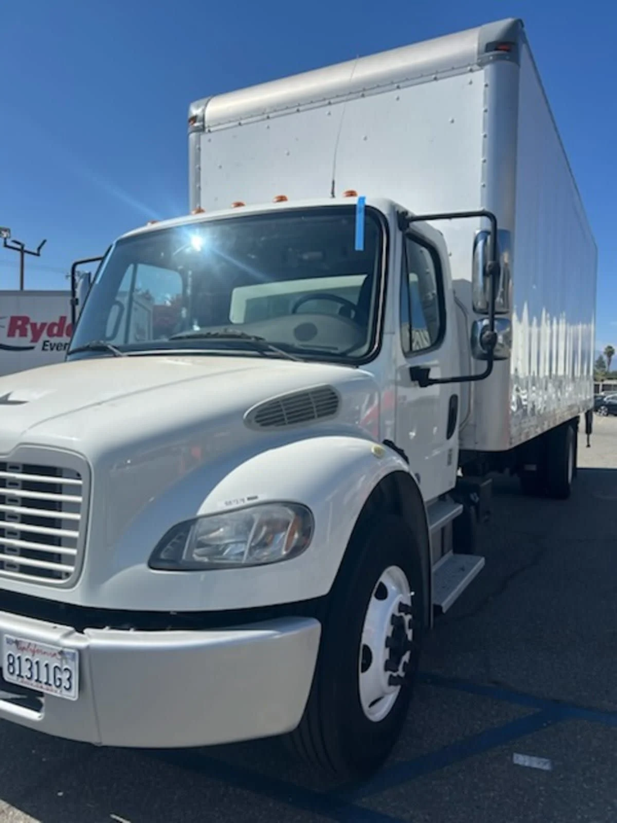 2018 Freightliner M2 106 in Pomona, CA — photo 3