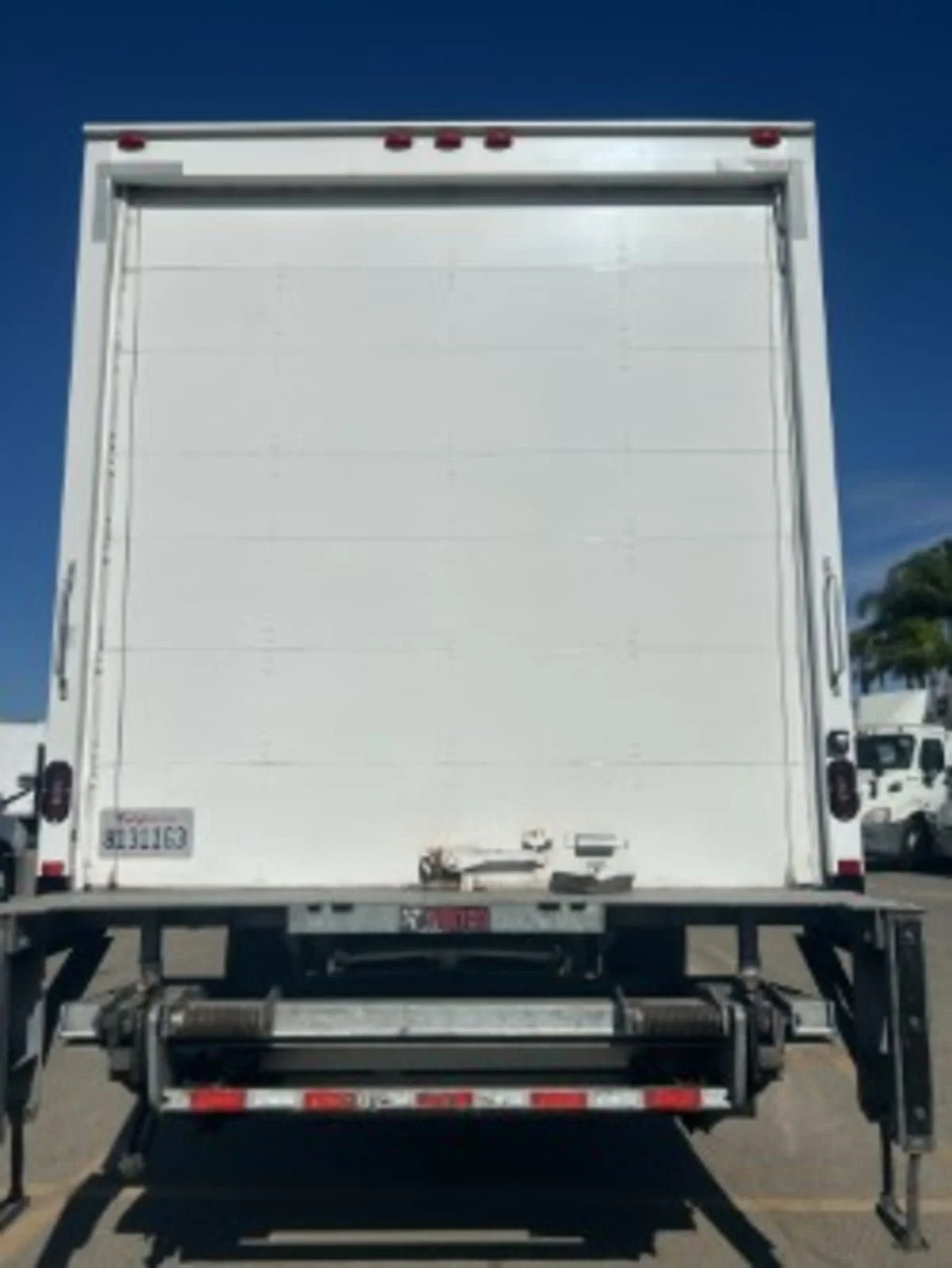 2018 Freightliner M2 106 in Pomona, CA — photo 5