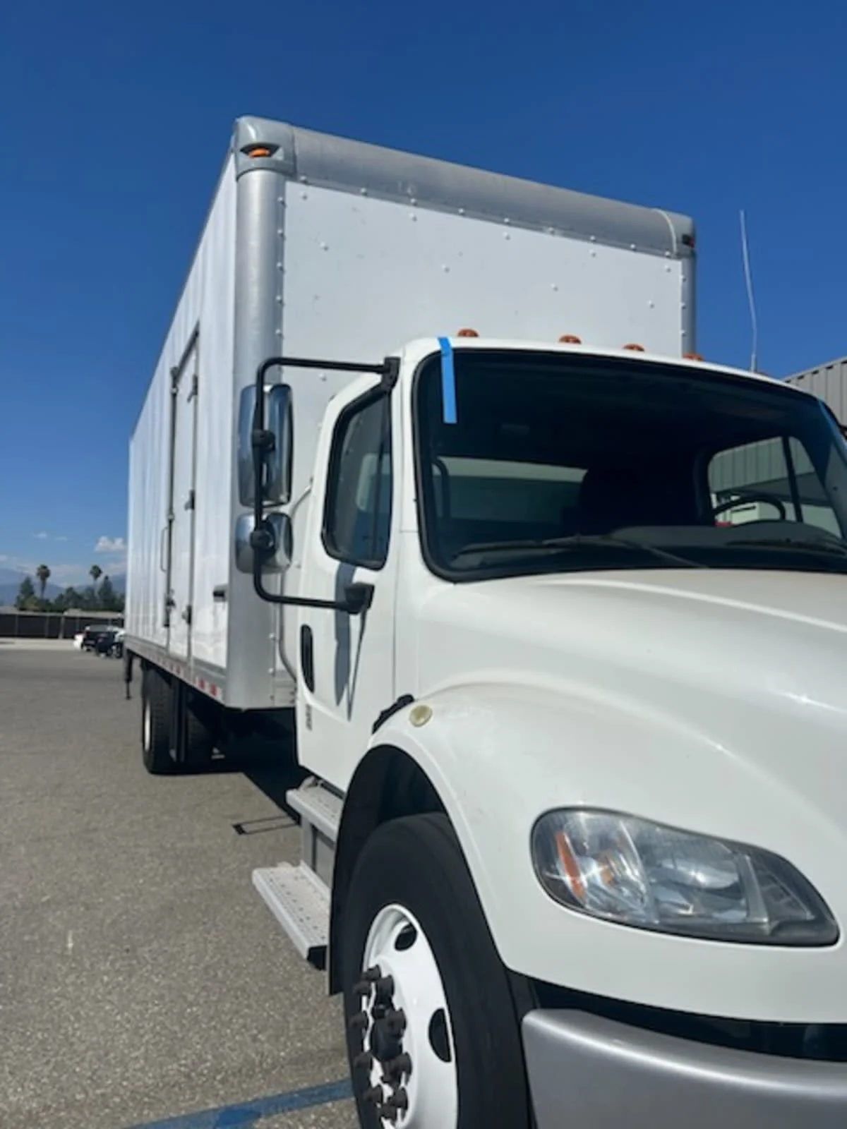 2018 Freightliner M2 106