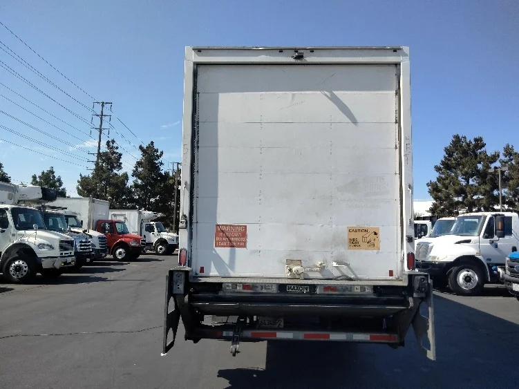 2019 Hino 268 in Torrance, CA — photo 7