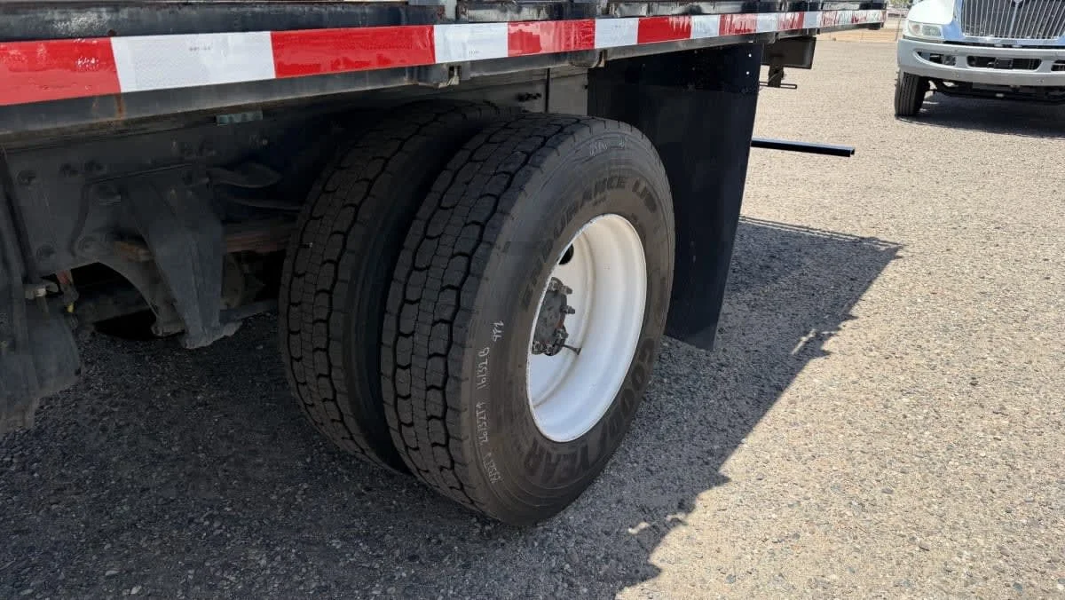 2020 Freightliner M2 106 in Phoenix, AZ — photo 17