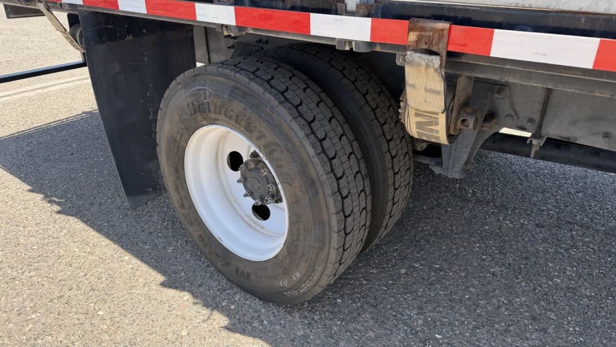 2020 Freightliner M2 106 in Phoenix, AZ — photo 15