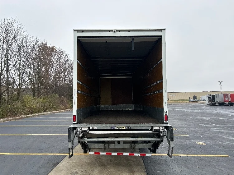 2021 Hino L6 - image 8