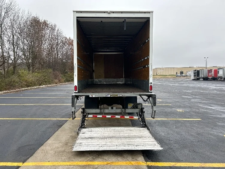 2021 Hino L6 - image 9