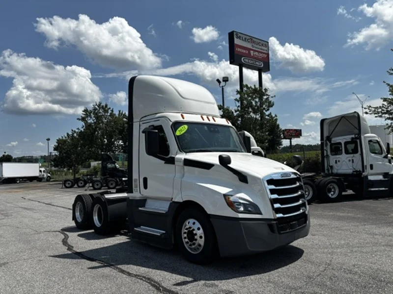 2021 FREIGHTLINER CASCADIA 126 DC