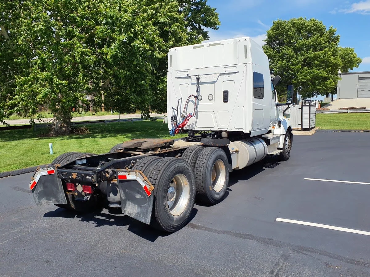 2020 International LT in O'fallon, MO — photo 4
