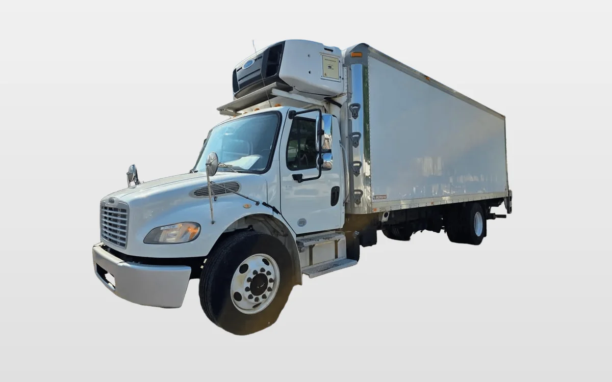 2016 Freightliner M2 106 - image 1