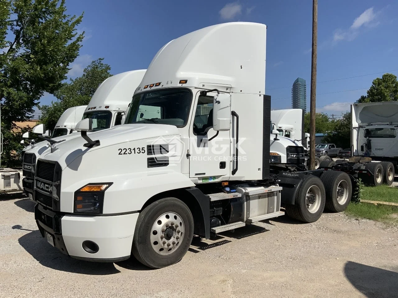 2023 Mack in Pendleton, IN