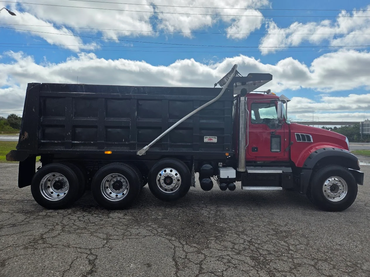 2019 Mack Granite in Quincy, IL — photo 7