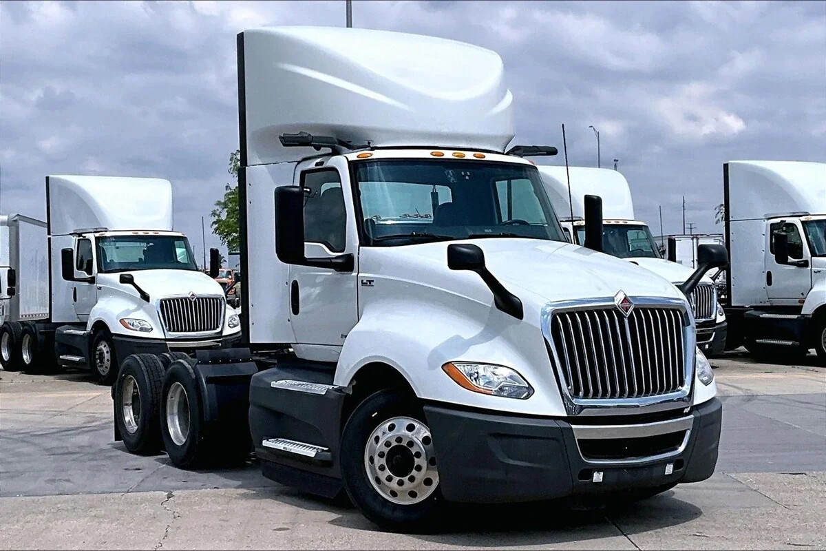 2021 International LT