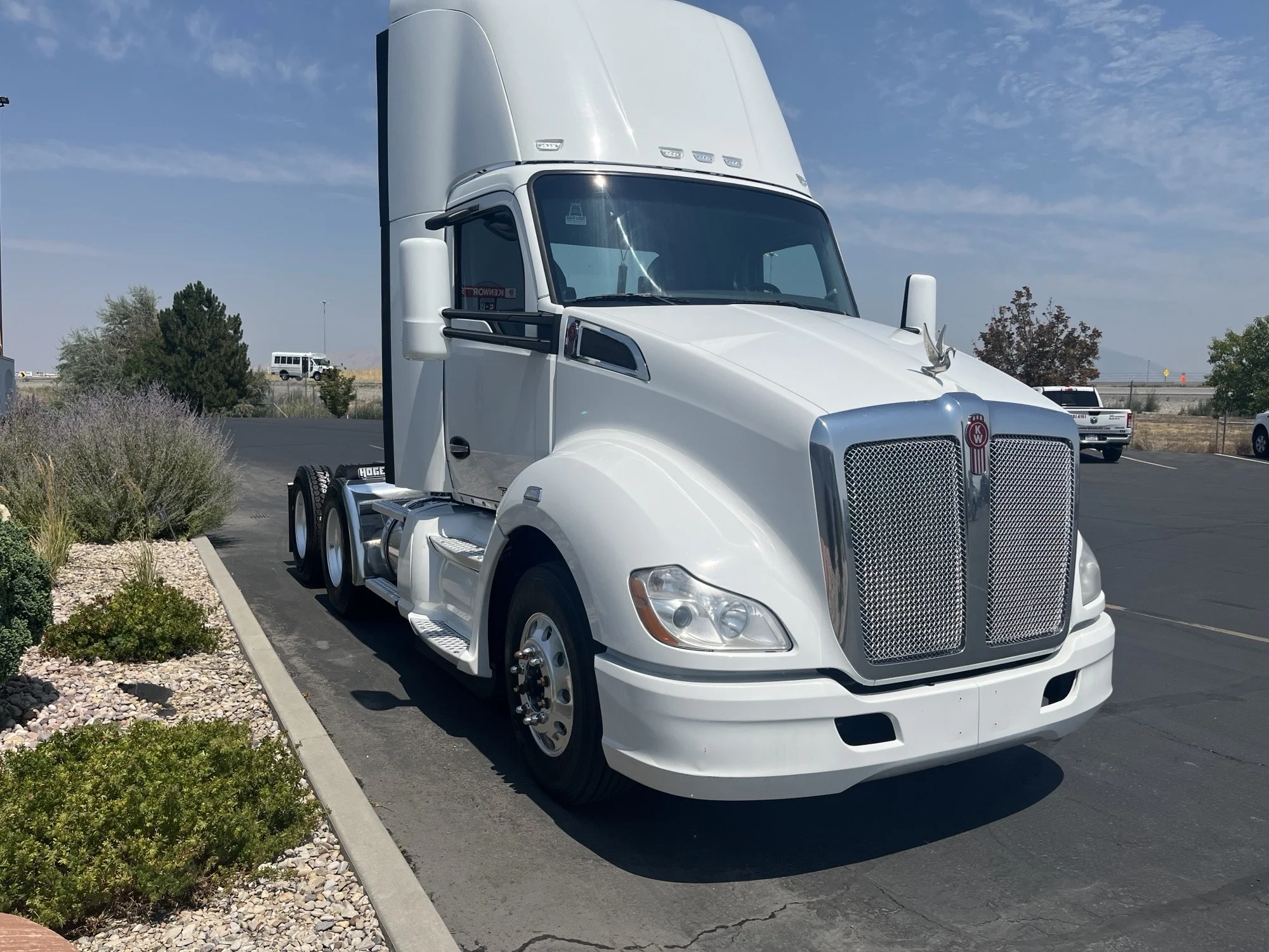 2018 Kenworth T680 in Salt Lake, UT — photo 3