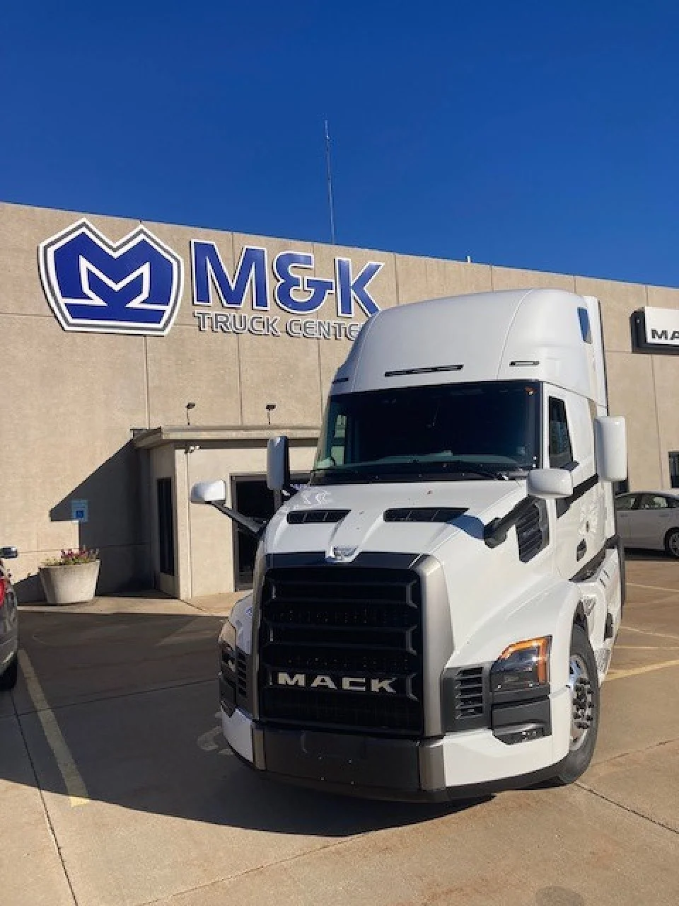 2026 Mack Pioneer in Harrisburg, PA — photo 2