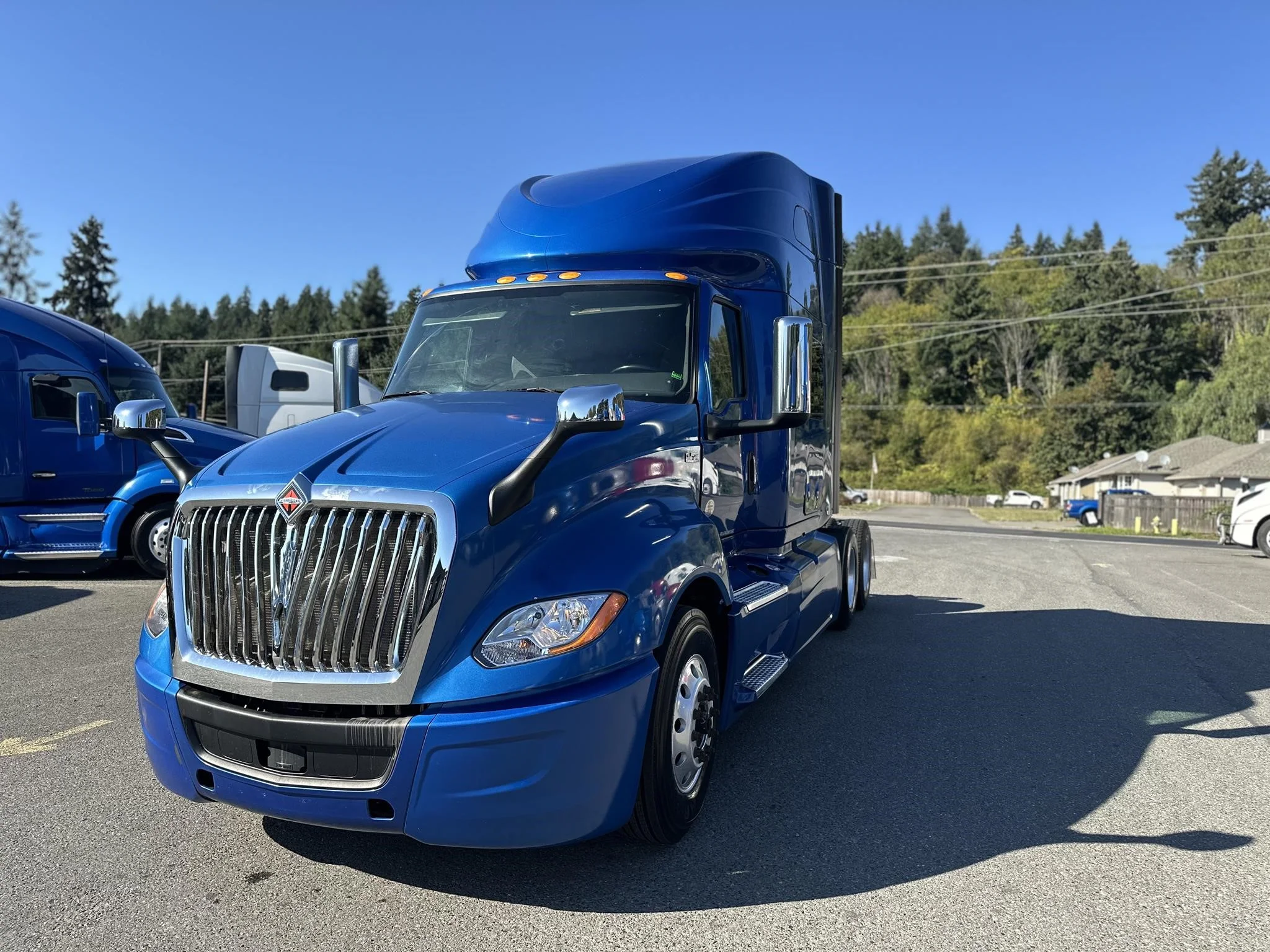 2021 International LT in Ridgefield, WA