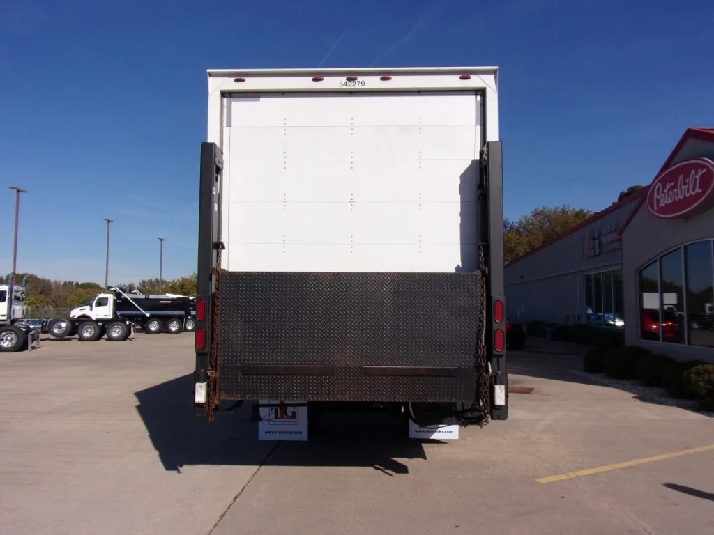 2016 Kenworth - image 6