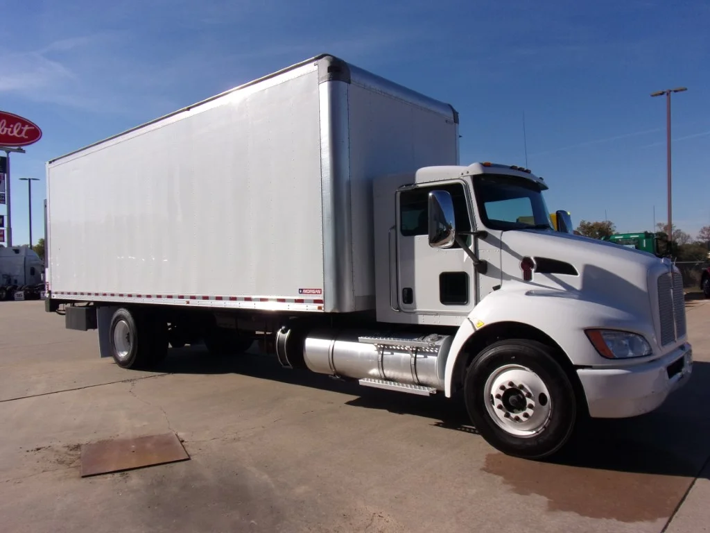 2016 Kenworth - image 3