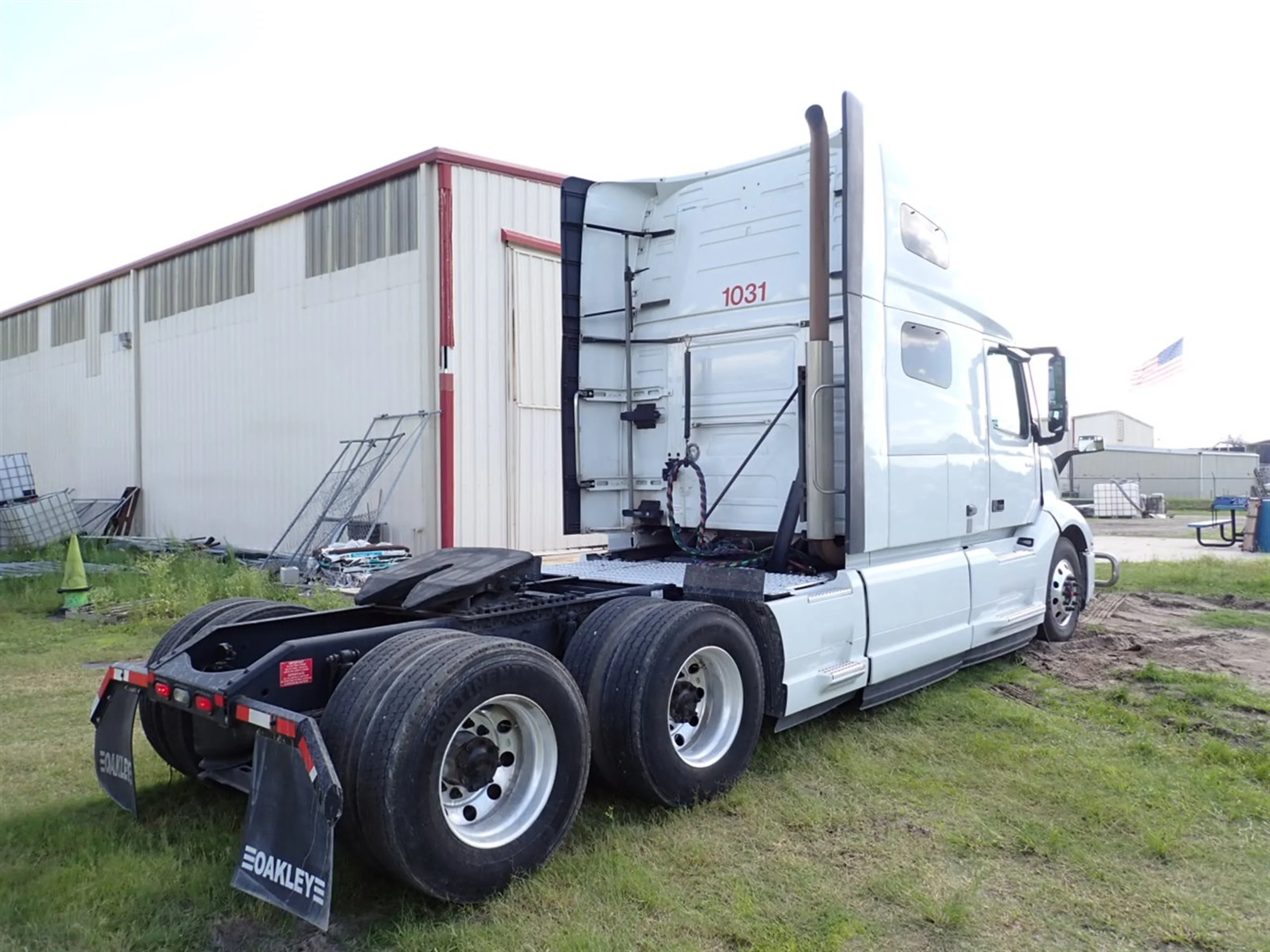 2020 Volvo VNL 760 in Guardian Atlanta — photo 3
