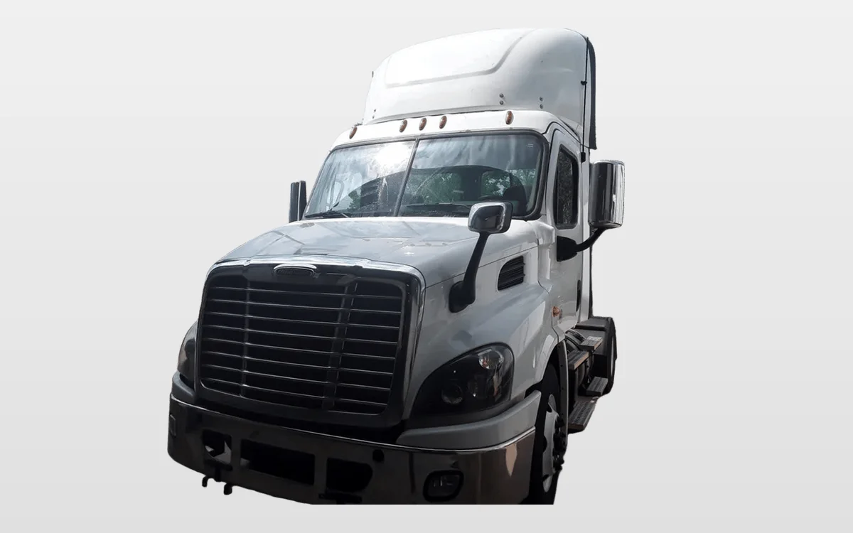 2018 Freightliner Cascadia - image 1