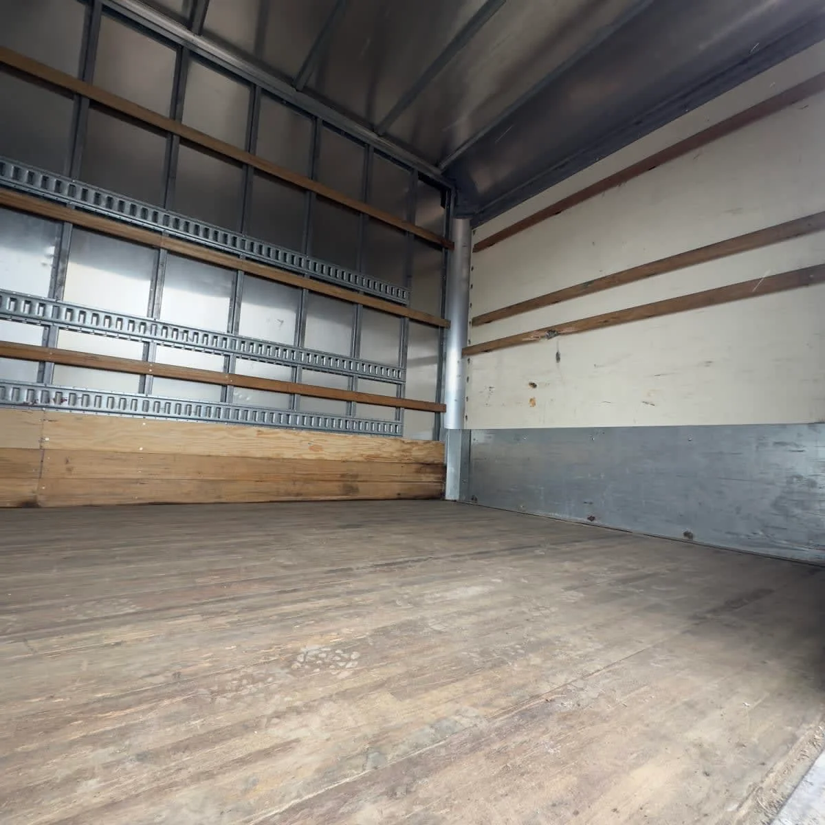 2018 Freightliner M2 106 in Syracuse, NY — photo 13