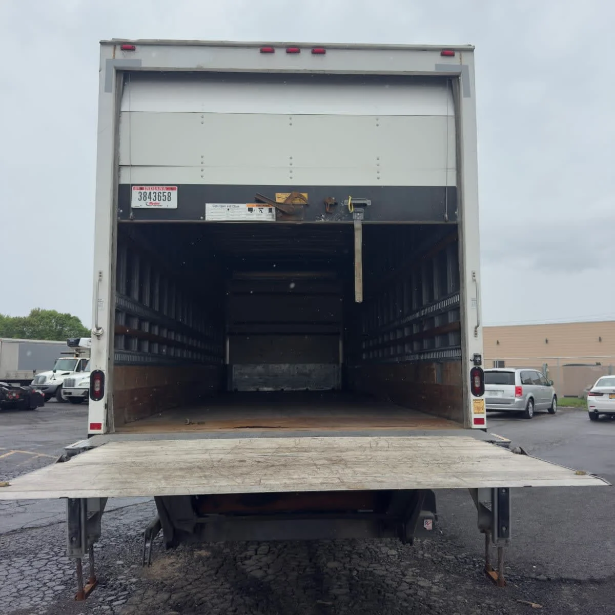 2018 Freightliner M2 106 in Syracuse, NY — photo 12