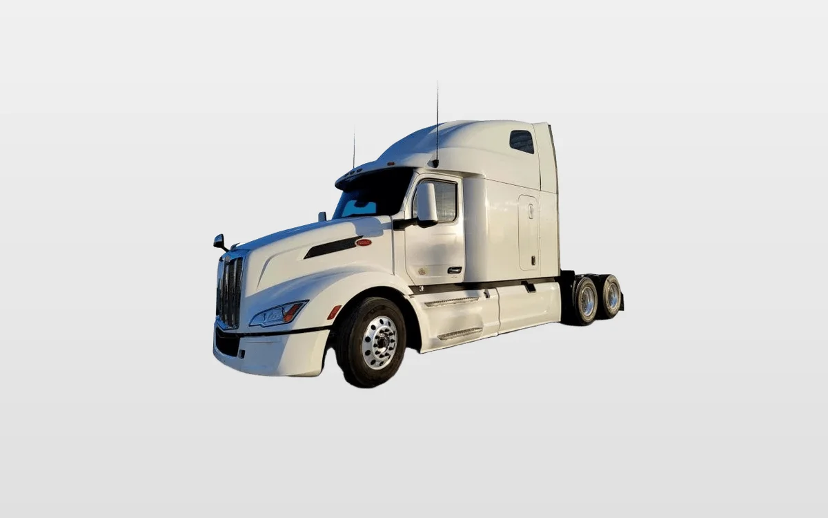 2022 Peterbilt 579 - image 1
