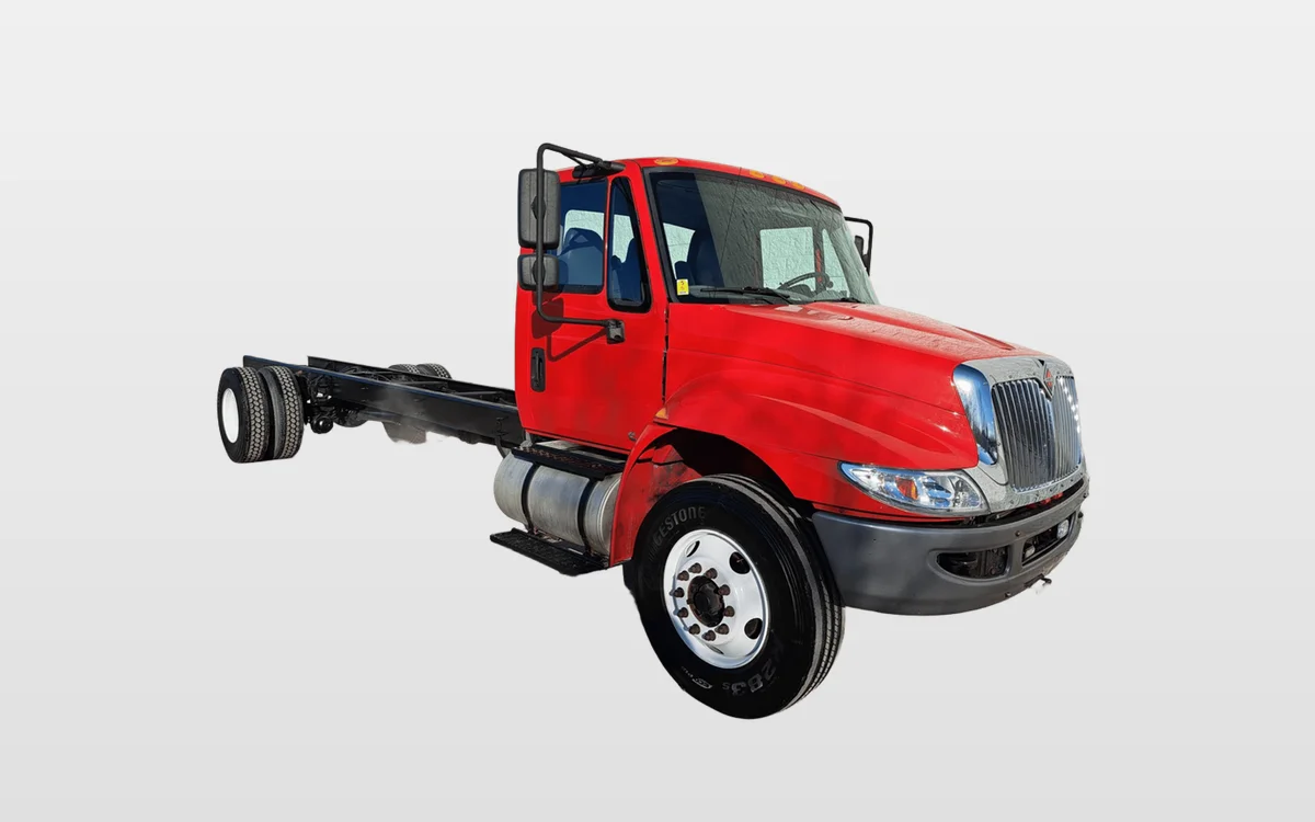 2019 International - image 1