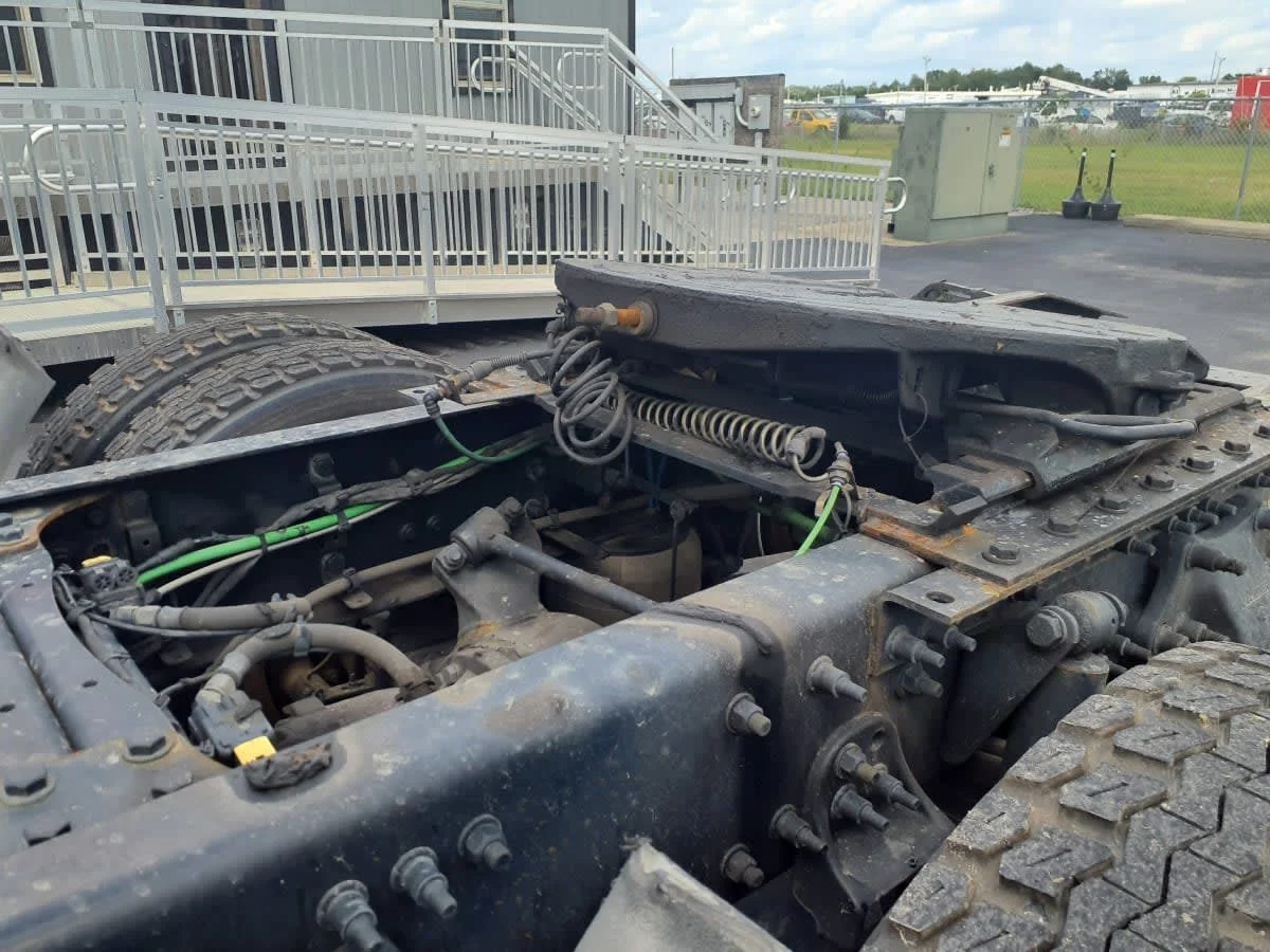 2020 Freightliner Cascadia in Clarksville, IN — photo 14