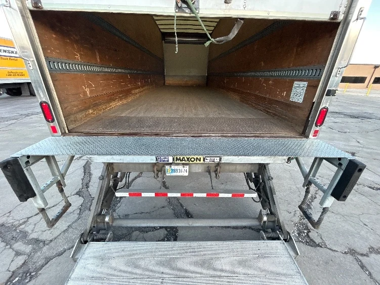 2020 Freightliner M2 112 - image 10